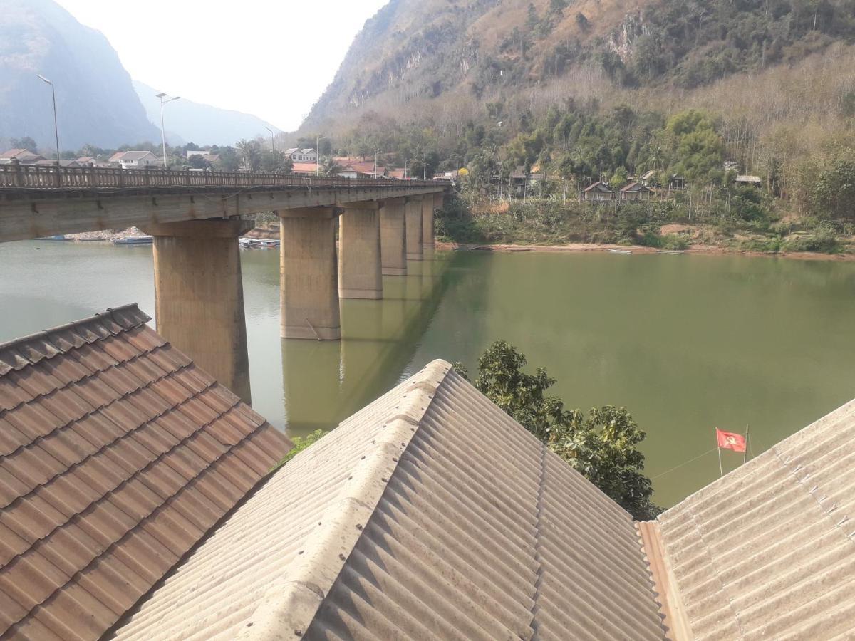 Sunrise Bungalow Hotel Nongkhiaw Kültér fotó